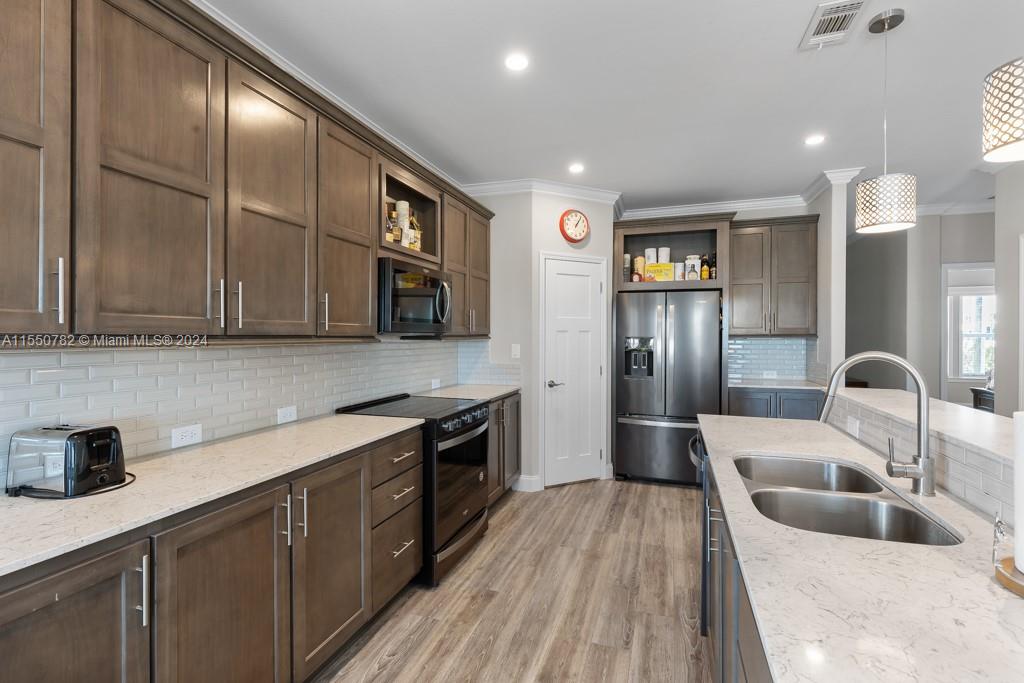 119 Aven Avenue D B, Marathon, FL, 33050 United States, 5 Bedrooms Bedrooms, ,3 BathroomsBathrooms,Residential,For Sale,Aven Avenue D B,A11550782