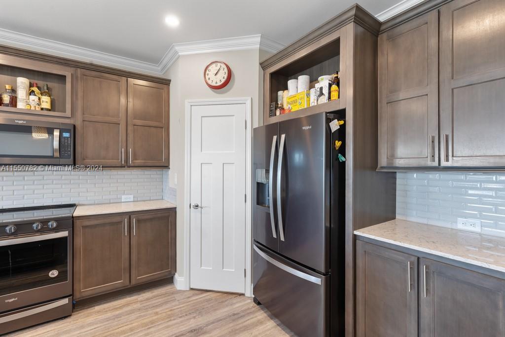 119 Aven Avenue D B, Marathon, FL, 33050 United States, 5 Bedrooms Bedrooms, ,3 BathroomsBathrooms,Residential,For Sale,Aven Avenue D B,A11550782