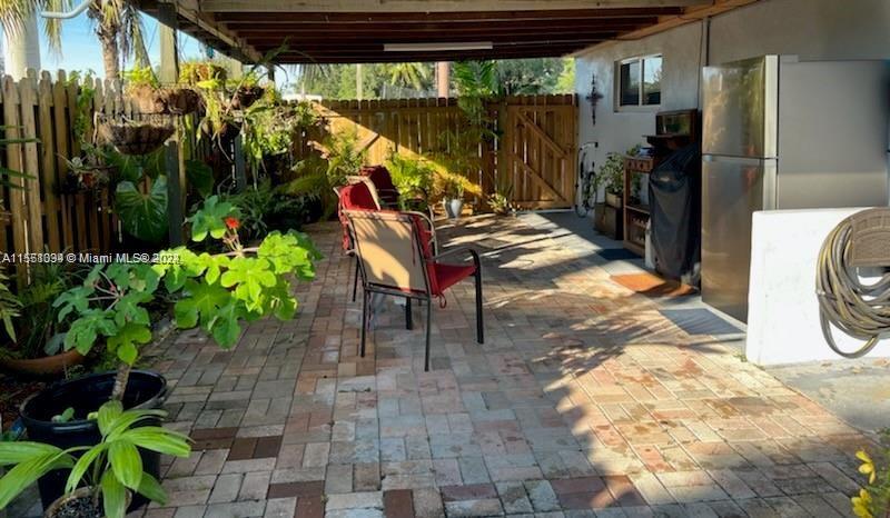 6570 Sheridan St, Hollywood, FL, 33024 United States, 5 Bedrooms Bedrooms, ,4 BathroomsBathrooms,Residential,For Sale,Sheridan St,A11551334