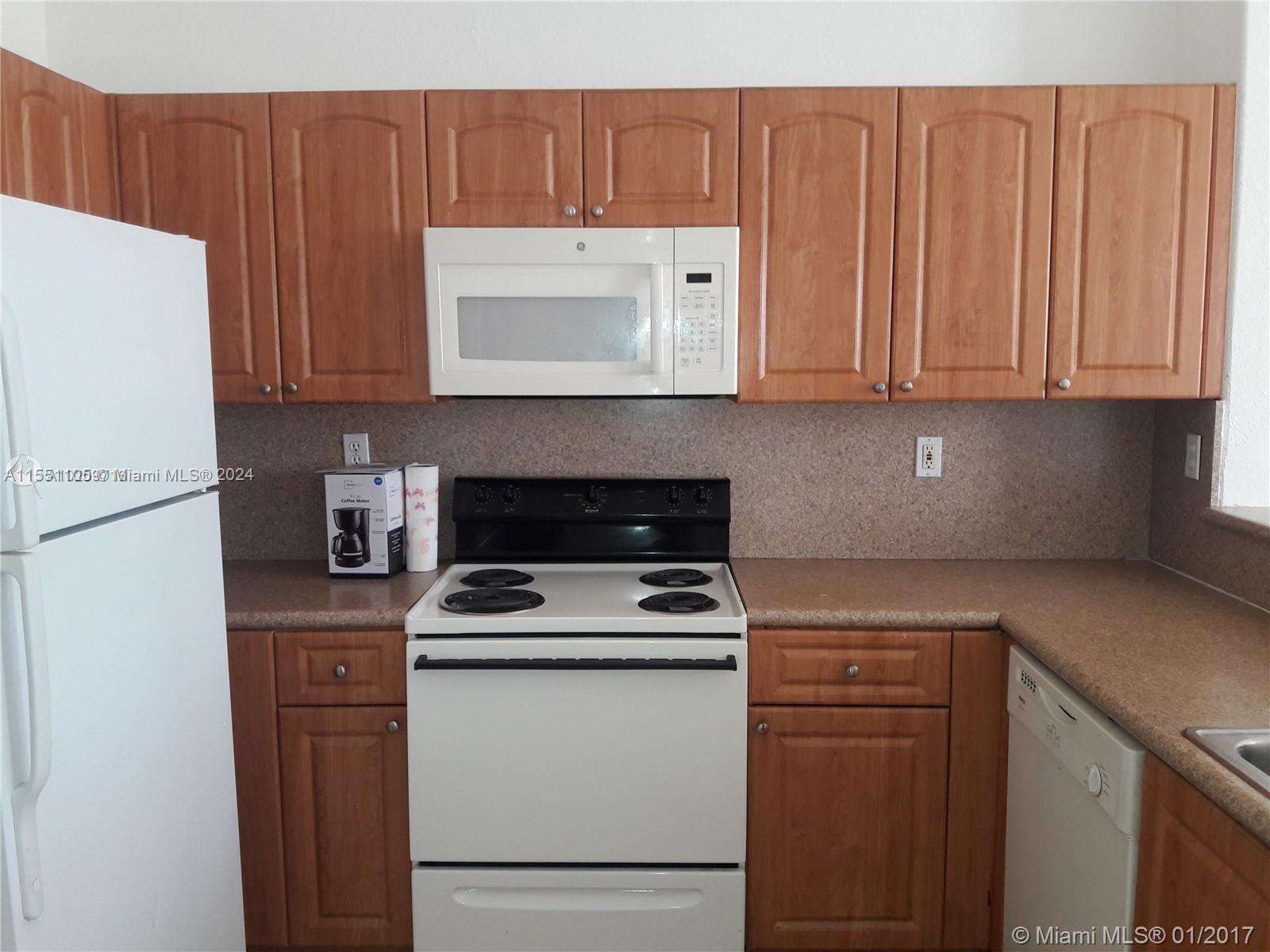 2731 SE 17th Ave 209, Homestead, Florida 33035, 3 Bedrooms Bedrooms, ,2 BathroomsBathrooms,Residential,For Sale,2731 SE 17th Ave 209,A11551105