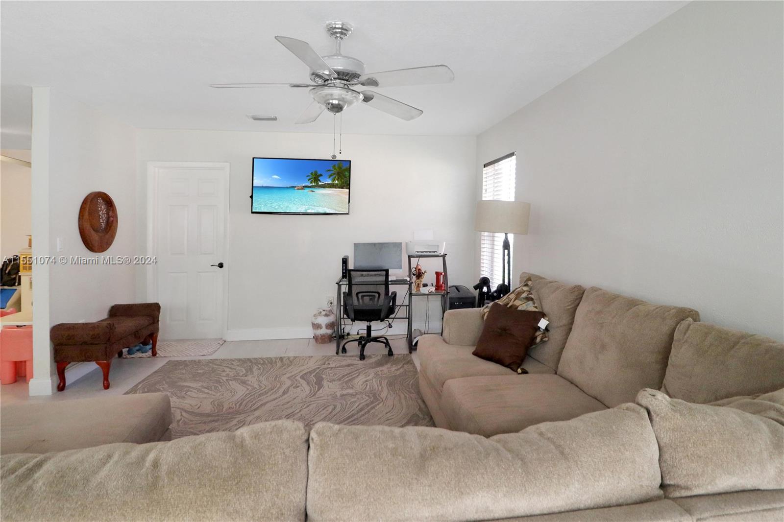16313 103rd Pl, Miami, FL, 33157 United States, 4 Bedrooms Bedrooms, ,2 BathroomsBathrooms,Residential,For Sale,103rd Pl,A11551074
