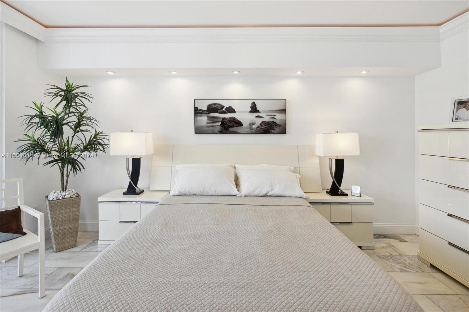 1830 S OCEAN DR 4210, Hallandale Beach, Florida 33009, 2 Bedrooms Bedrooms, ,2 BathroomsBathrooms,Residential,For Sale,1830 S OCEAN DR 4210,A11551014