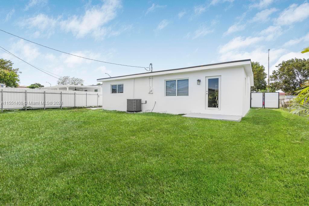 3469 14th Ct, Hialeah, FL, 33012 United States, 4 Bedrooms Bedrooms, ,2 BathroomsBathrooms,Residential,For Sale,14th Ct,A11551408