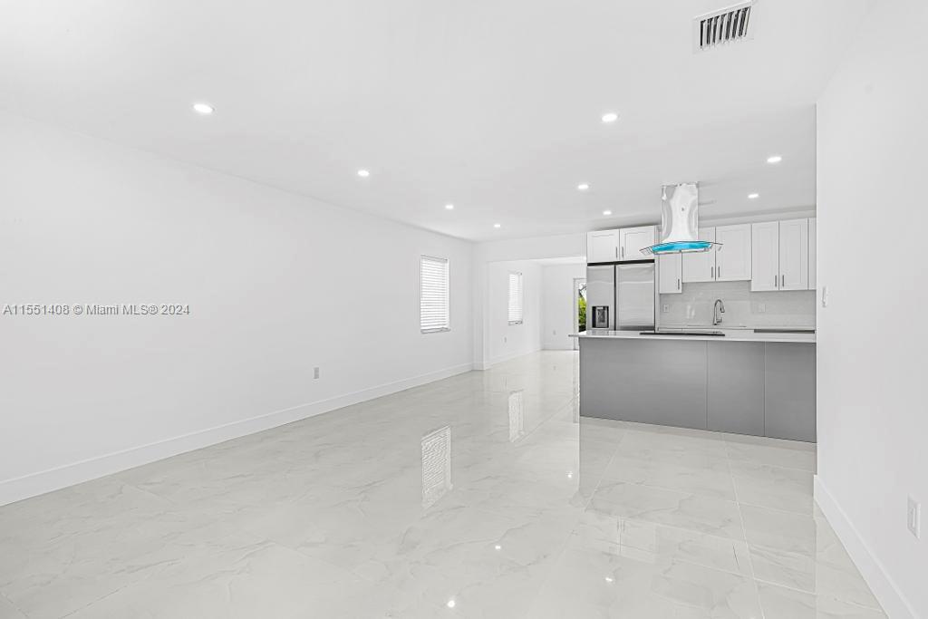 3469 14th Ct, Hialeah, FL, 33012 United States, 4 Bedrooms Bedrooms, ,2 BathroomsBathrooms,Residential,For Sale,14th Ct,A11551408