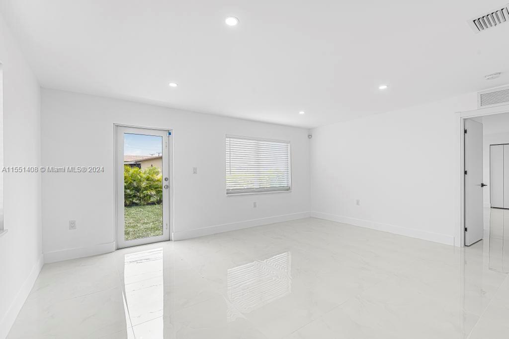 3469 14th Ct, Hialeah, FL, 33012 United States, 4 Bedrooms Bedrooms, ,2 BathroomsBathrooms,Residential,For Sale,14th Ct,A11551408