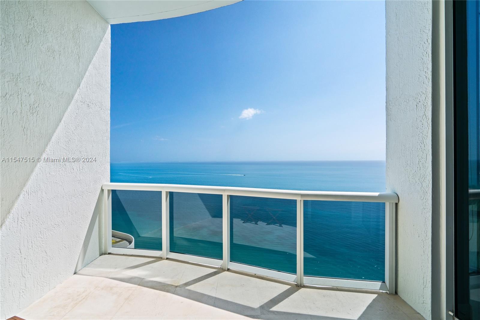 16001 Collins Ave 4204, Sunny Isles Beach, Florida 33160, 3 Bedrooms Bedrooms, ,3 BathroomsBathrooms,Residentiallease,For Rent,16001 Collins Ave 4204,A11547515