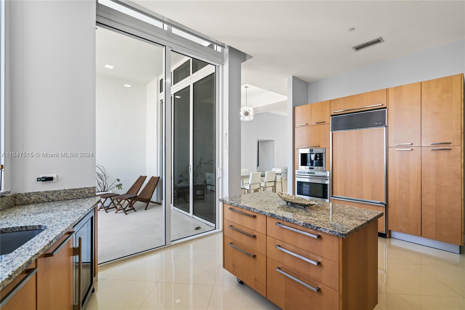 16001 Collins Ave 4204, Sunny Isles Beach, Florida 33160, 3 Bedrooms Bedrooms, ,3 BathroomsBathrooms,Residentiallease,For Rent,16001 Collins Ave 4204,A11547515