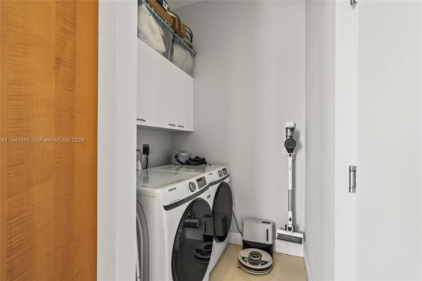 16001 Collins Ave 4204, Sunny Isles Beach, Florida 33160, 3 Bedrooms Bedrooms, ,3 BathroomsBathrooms,Residentiallease,For Rent,16001 Collins Ave 4204,A11547515