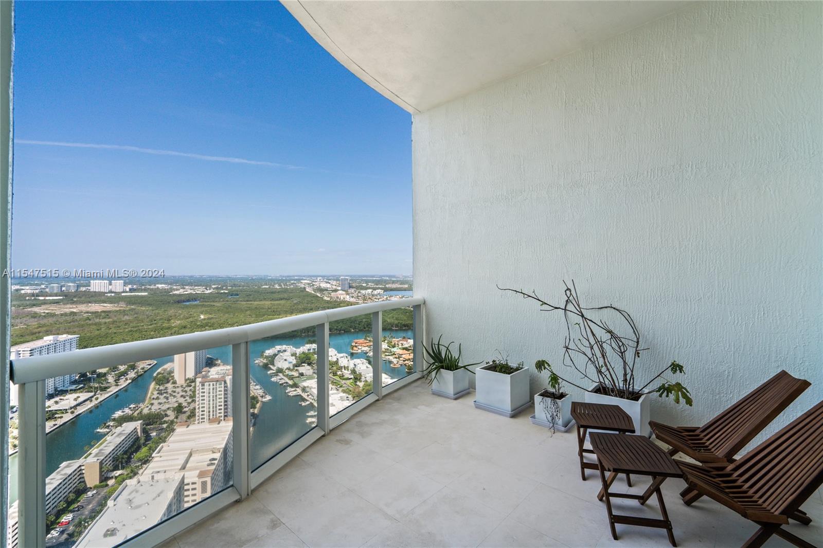 16001 Collins Ave 4204, Sunny Isles Beach, Florida 33160, 3 Bedrooms Bedrooms, ,3 BathroomsBathrooms,Residentiallease,For Rent,16001 Collins Ave 4204,A11547515
