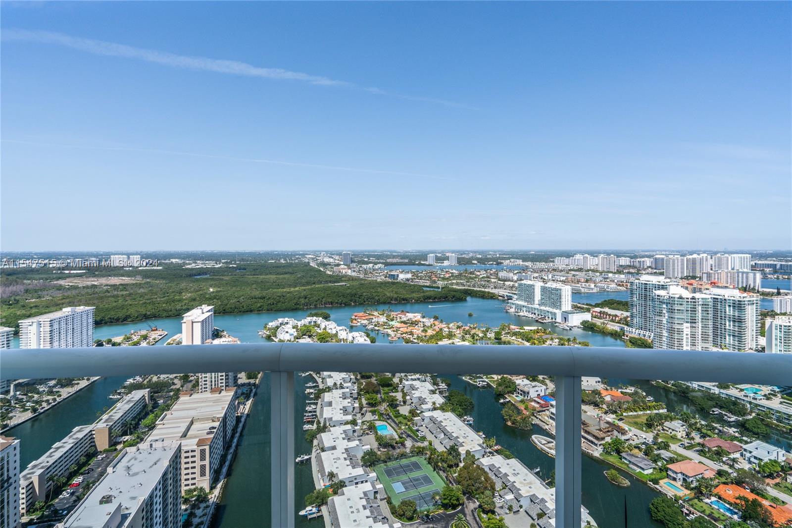 16001 Collins Ave 4204, Sunny Isles Beach, Florida 33160, 3 Bedrooms Bedrooms, ,3 BathroomsBathrooms,Residentiallease,For Rent,16001 Collins Ave 4204,A11547515