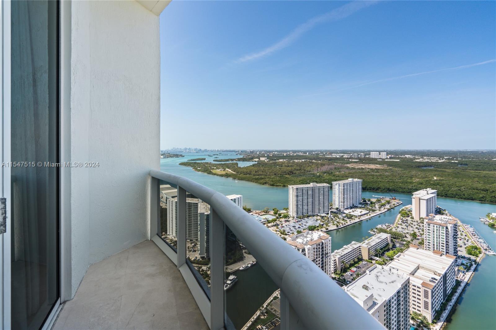 16001 Collins Ave 4204, Sunny Isles Beach, Florida 33160, 3 Bedrooms Bedrooms, ,3 BathroomsBathrooms,Residentiallease,For Rent,16001 Collins Ave 4204,A11547515