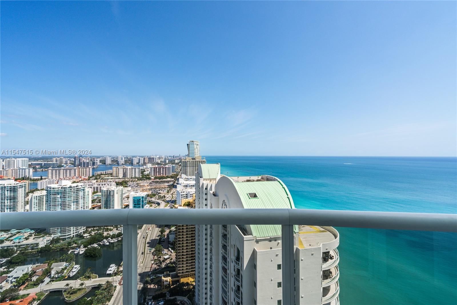 16001 Collins Ave 4204, Sunny Isles Beach, Florida 33160, 3 Bedrooms Bedrooms, ,3 BathroomsBathrooms,Residentiallease,For Rent,16001 Collins Ave 4204,A11547515