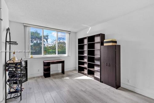 4200 Hillcrest Dr 201, Hollywood, Florida 33021, 2 Bedrooms Bedrooms, ,2 BathroomsBathrooms,Residential,For Sale,4200 Hillcrest Dr 201,A11551322