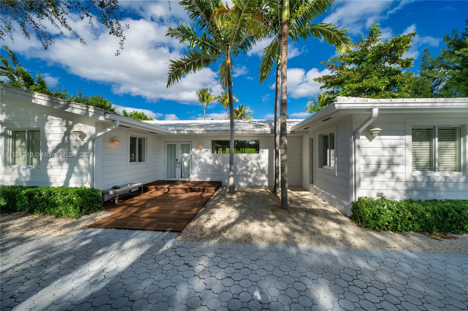 861 Harbor Dr, Key Biscayne, FL, 33149 United States, 5 Bedrooms Bedrooms, ,4 BathroomsBathrooms,Residential,For Sale,Harbor Dr,A11551313