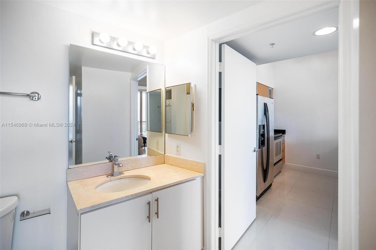 1750 N Bayshore Dr 5611, Miami, Florida 33132, 1 Bedroom Bedrooms, ,1 BathroomBathrooms,Residential,For Sale,1750 N Bayshore Dr 5611,A11546969