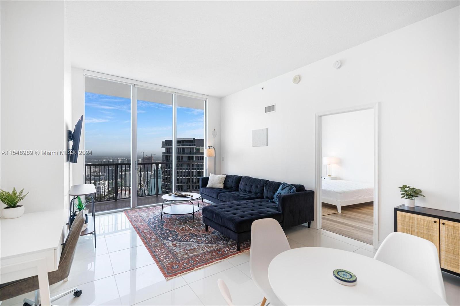 1750 N Bayshore Dr 5611, Miami, Florida 33132, 1 Bedroom Bedrooms, ,1 BathroomBathrooms,Residential,For Sale,1750 N Bayshore Dr 5611,A11546969