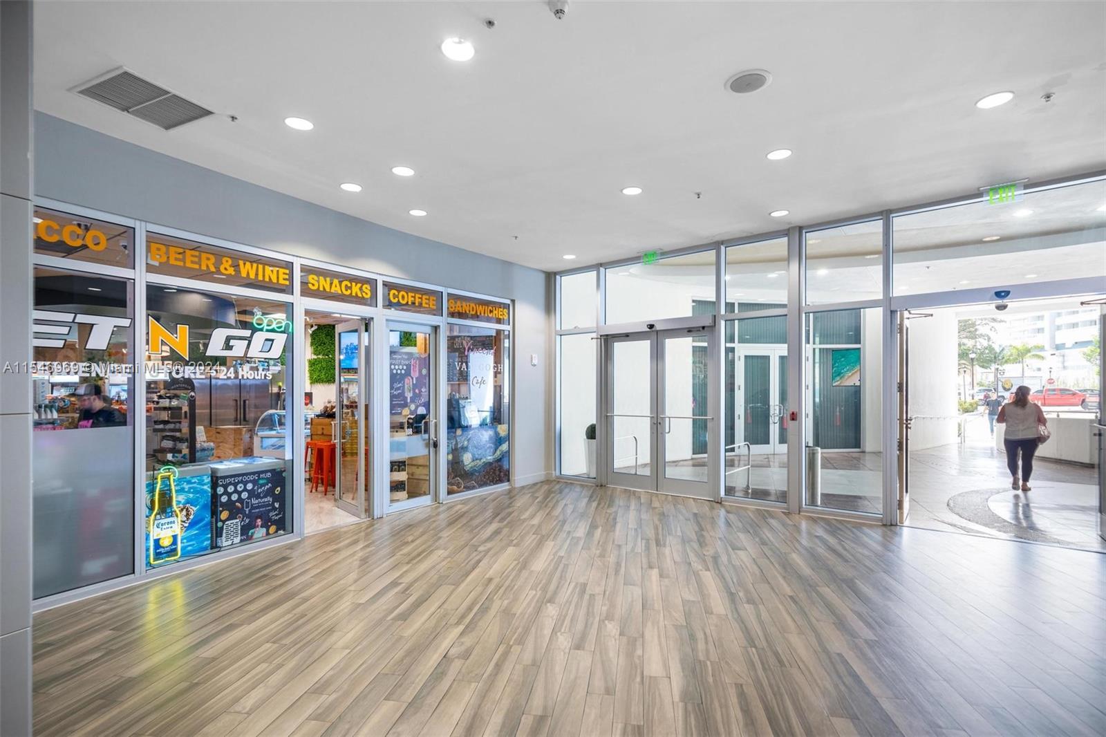 1750 N Bayshore Dr 5611, Miami, Florida 33132, 1 Bedroom Bedrooms, ,1 BathroomBathrooms,Residential,For Sale,1750 N Bayshore Dr 5611,A11546969