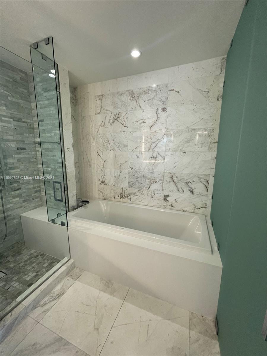 851 NE 1st Ave 1404, Miami, Florida 33132, 2 Bedrooms Bedrooms, ,2 BathroomsBathrooms,Residentiallease,For Rent,851 NE 1st Ave 1404,A11550753