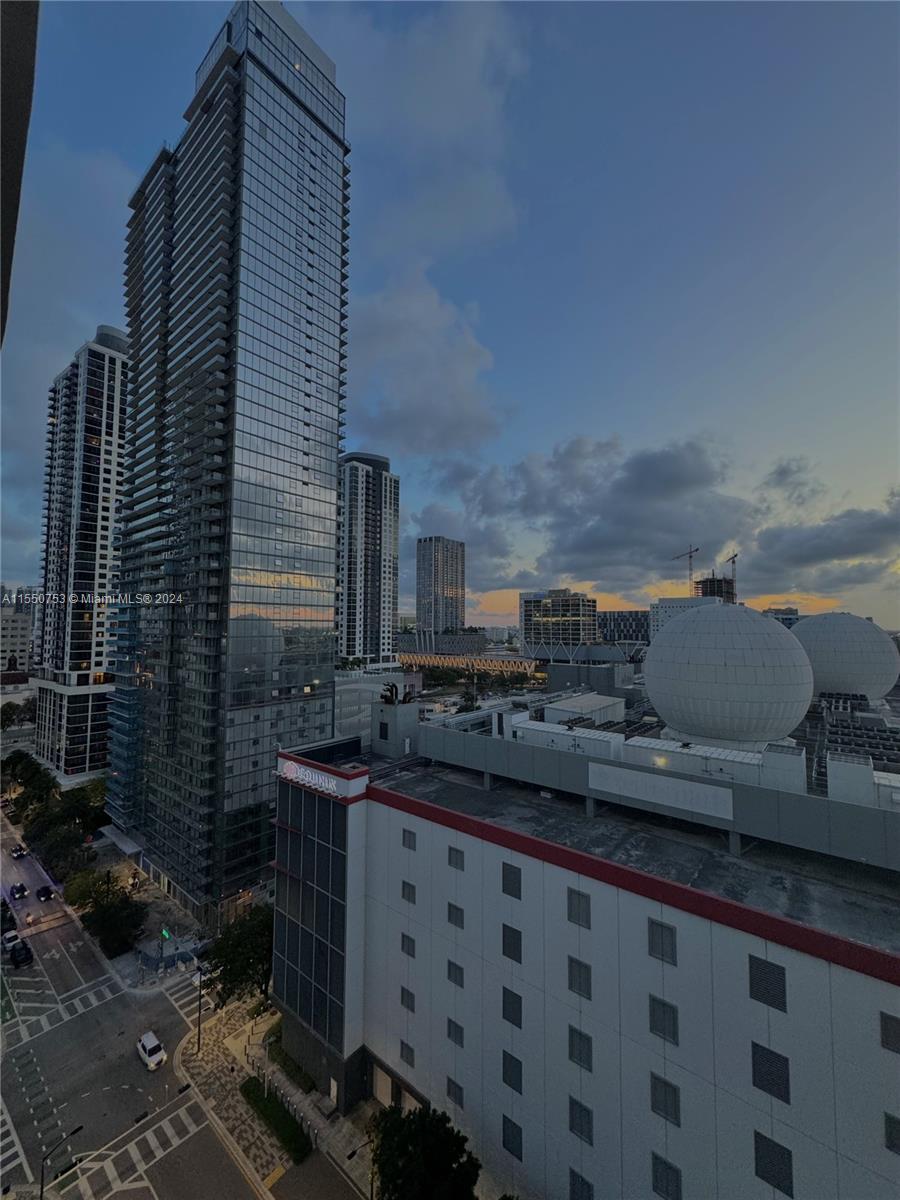 851 NE 1st Ave 1404, Miami, Florida 33132, 2 Bedrooms Bedrooms, ,2 BathroomsBathrooms,Residentiallease,For Rent,851 NE 1st Ave 1404,A11550753