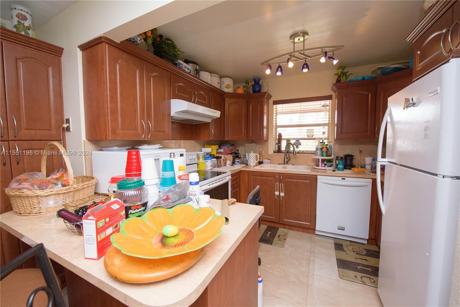 Homestead, FL, 33032 United States, 3 Bedrooms Bedrooms, ,3 BathroomsBathrooms,Residential,For Sale,A11551196
