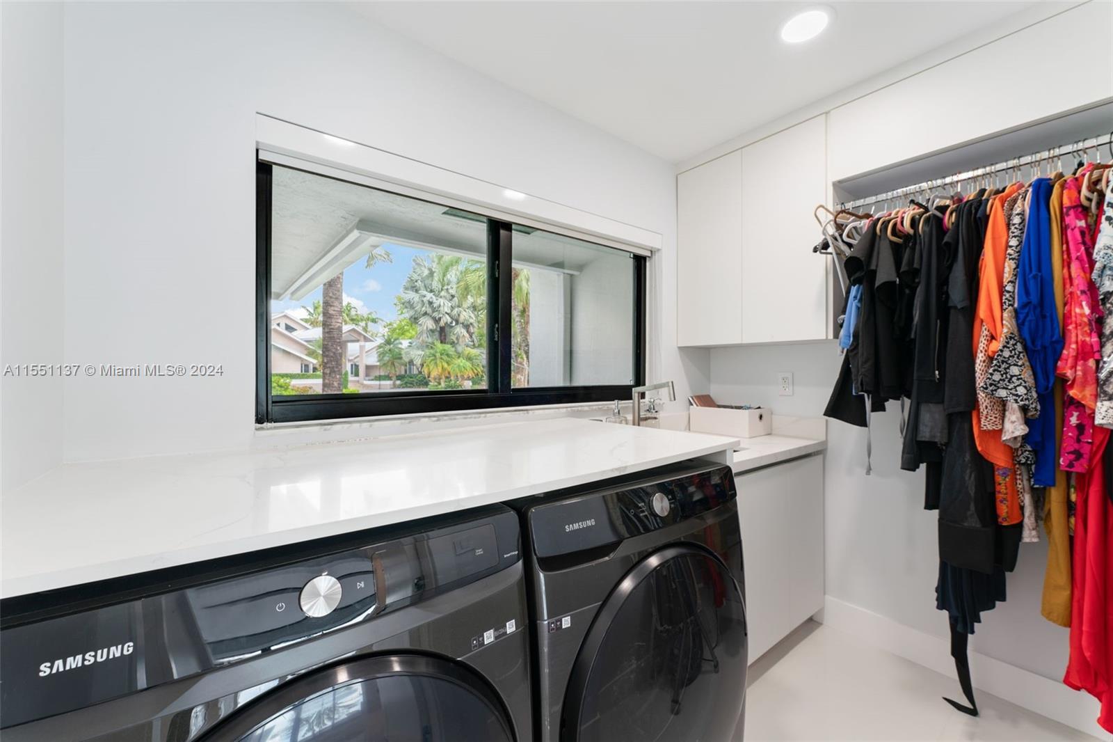 7440 106th St, Pinecrest, FL, 33156 United States, 5 Bedrooms Bedrooms, ,3 BathroomsBathrooms,Residential,For Sale,106th St,A11551137