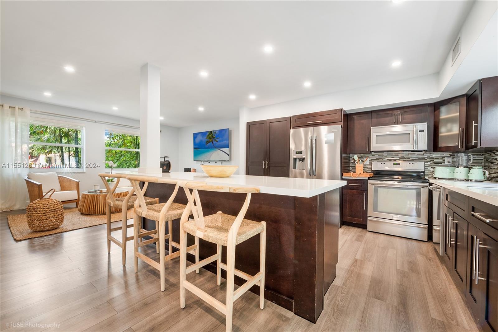 330 Alesio Ave, Coral Gables, FL, 33134 United States, 4 Bedrooms Bedrooms, ,3 BathroomsBathrooms,Residential,For Sale,Alesio Ave,A11551260