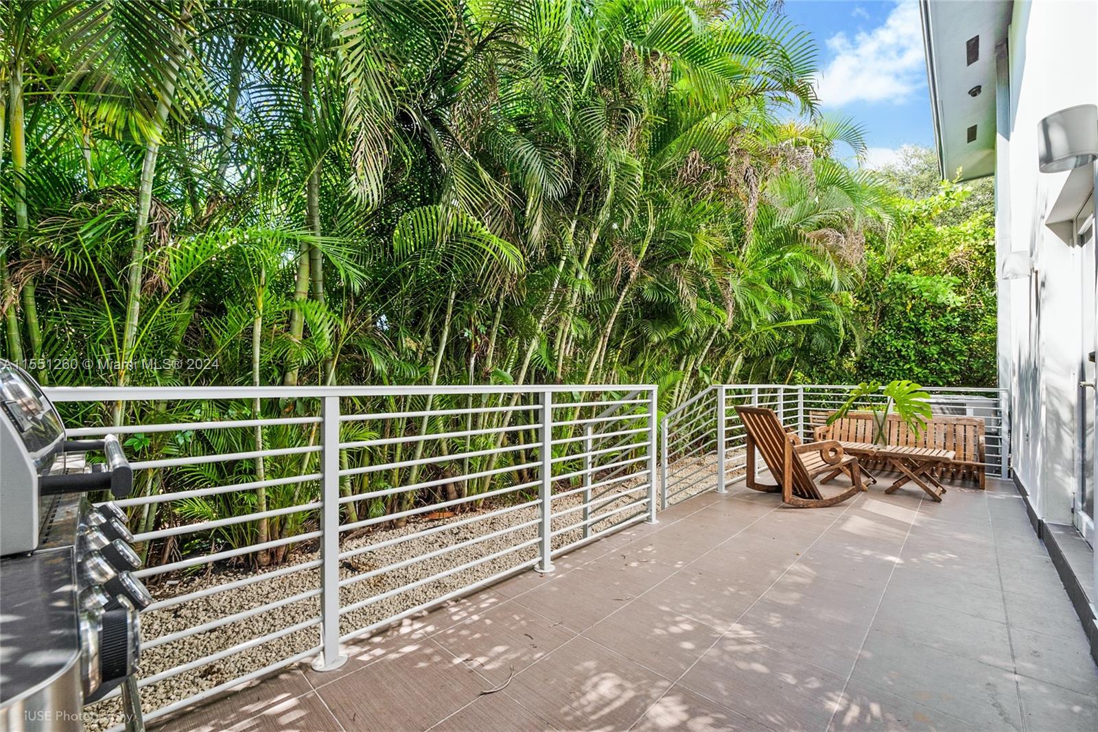 330 Alesio Ave, Coral Gables, Florida 33134, 4 Bedrooms Bedrooms, ,3 BathroomsBathrooms,Residential,For Sale,330 Alesio Ave,A11551260