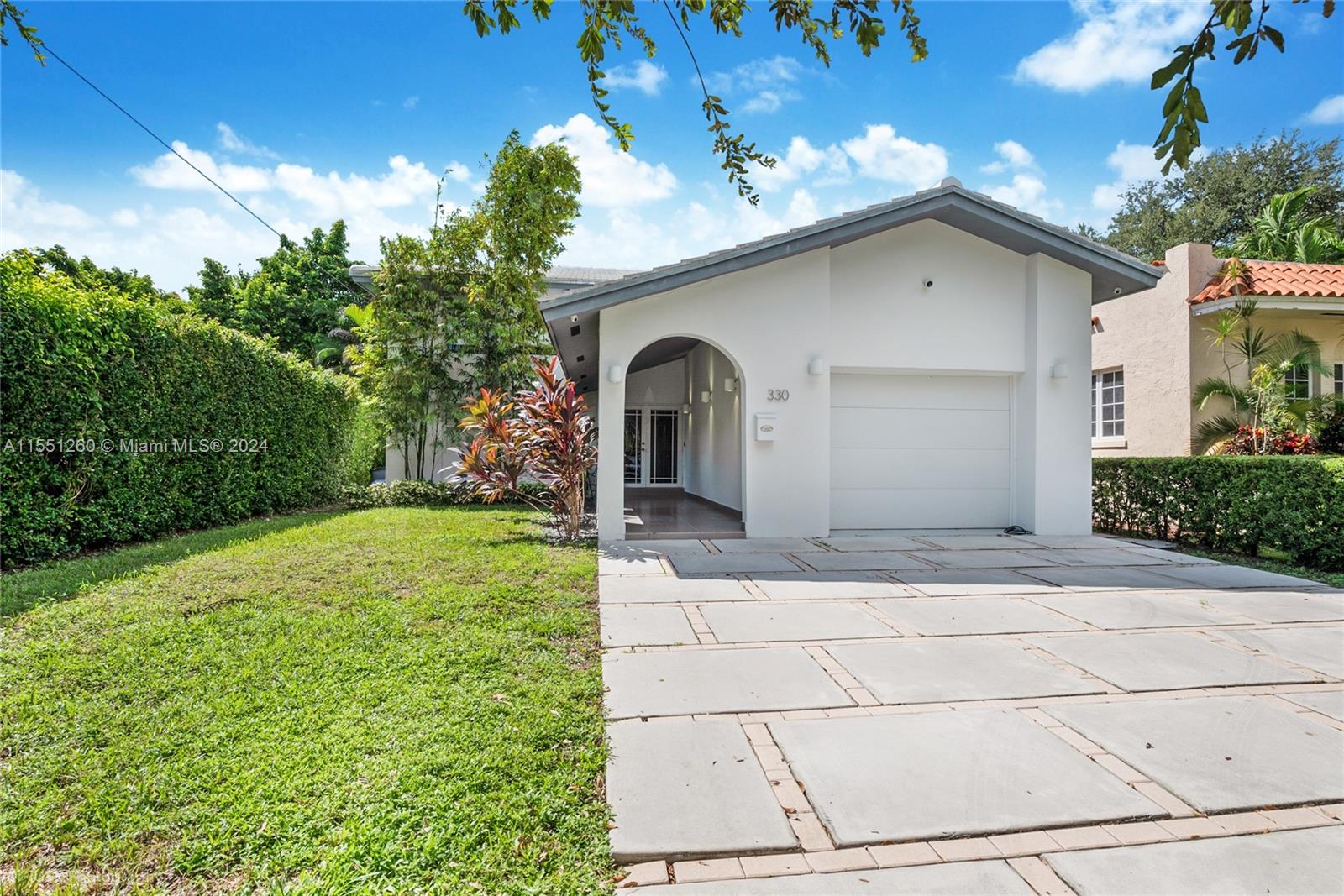 330 Alesio Ave, Coral Gables, Florida 33134, 4 Bedrooms Bedrooms, ,3 BathroomsBathrooms,Residential,For Sale,330 Alesio Ave,A11551260