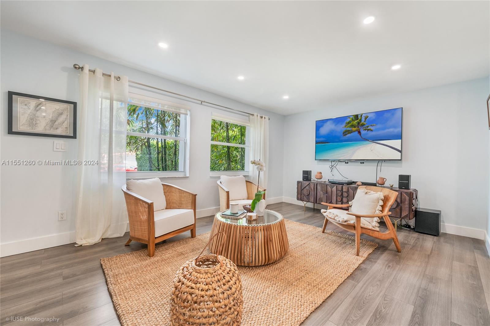 330 Alesio Ave, Coral Gables, FL, 33134 United States, 4 Bedrooms Bedrooms, ,3 BathroomsBathrooms,Residential,For Sale,Alesio Ave,A11551260