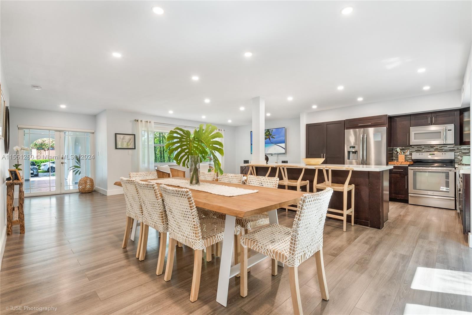 330 Alesio Ave, Coral Gables, FL, 33134 United States, 4 Bedrooms Bedrooms, ,3 BathroomsBathrooms,Residential,For Sale,Alesio Ave,A11551260