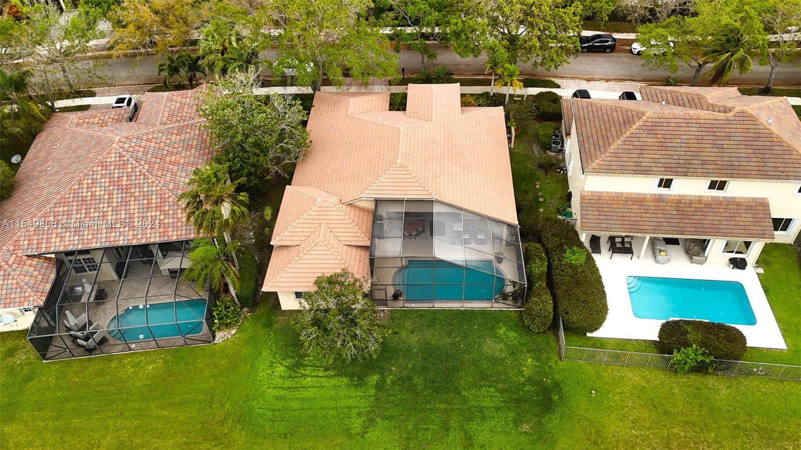 2943 Oakbrook Dr, Weston, FL, 33332 United States, 4 Bedrooms Bedrooms, ,3 BathroomsBathrooms,Residential,For Sale,Oakbrook Dr,A11549808