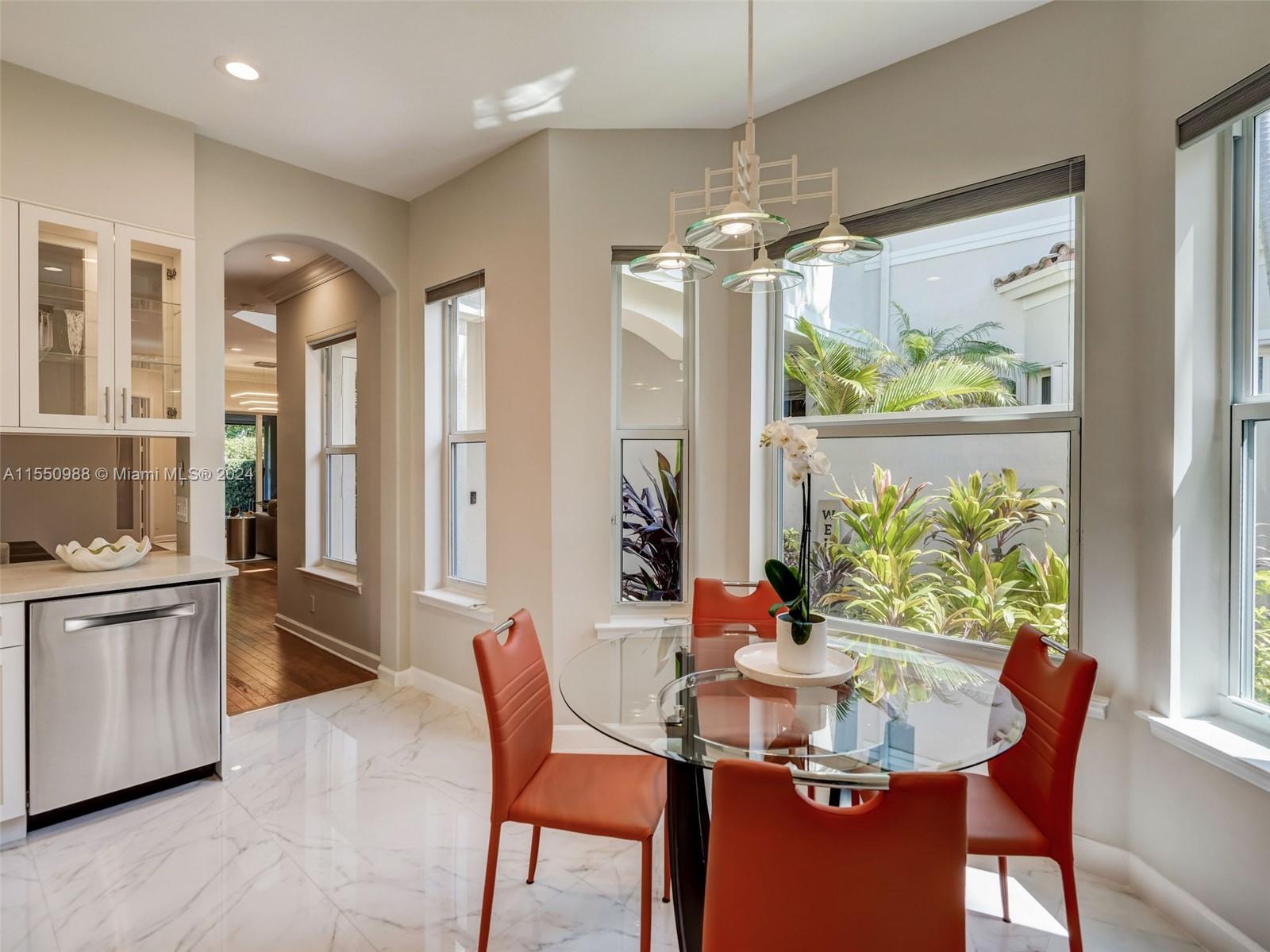 963 Harbor Vw S 963, Hollywood, Florida 33019, 3 Bedrooms Bedrooms, ,3 BathroomsBathrooms,Residential,For Sale,963 Harbor Vw S 963,A11550988