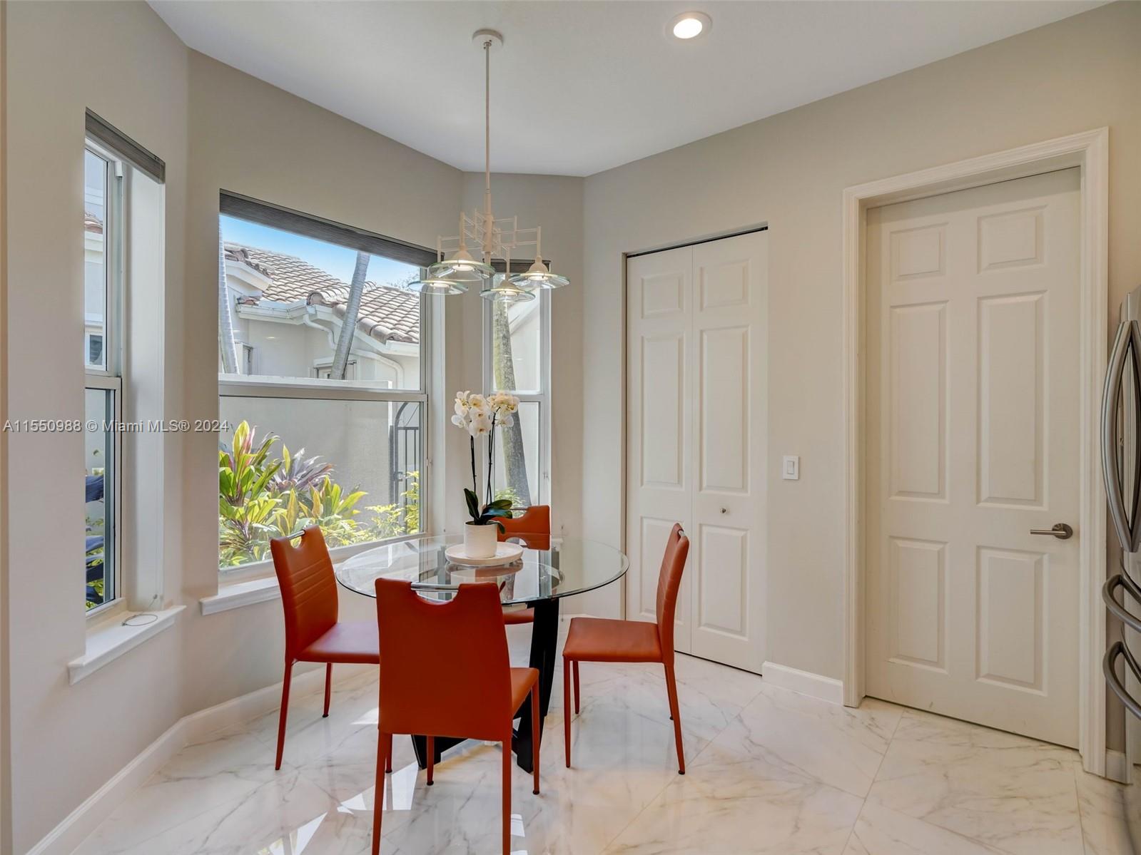 963 Harbor Vw S 963, Hollywood, Florida 33019, 3 Bedrooms Bedrooms, ,3 BathroomsBathrooms,Residential,For Sale,963 Harbor Vw S 963,A11550988