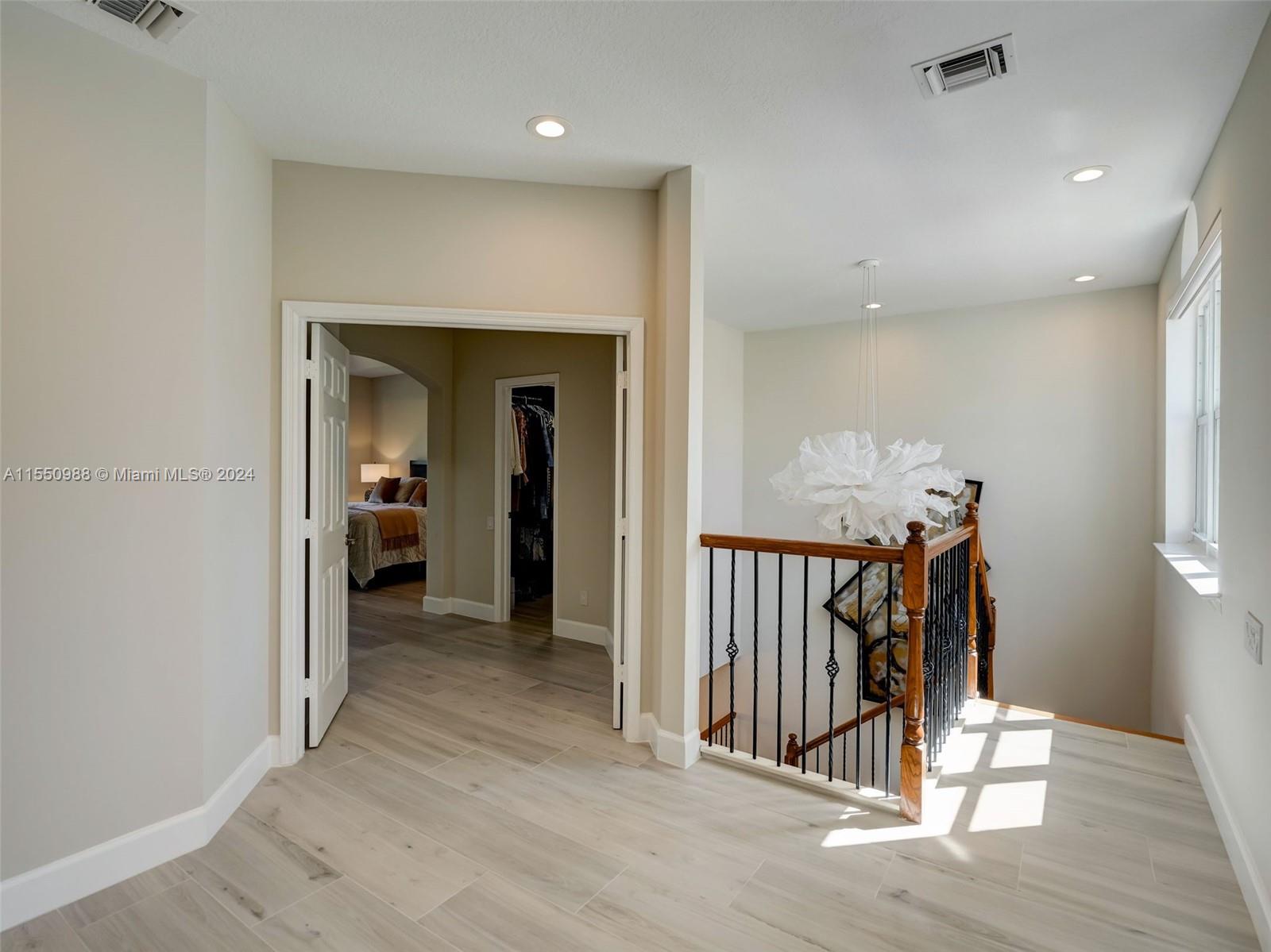 963 Harbor Vw S 963, Hollywood, Florida 33019, 3 Bedrooms Bedrooms, ,3 BathroomsBathrooms,Residential,For Sale,963 Harbor Vw S 963,A11550988