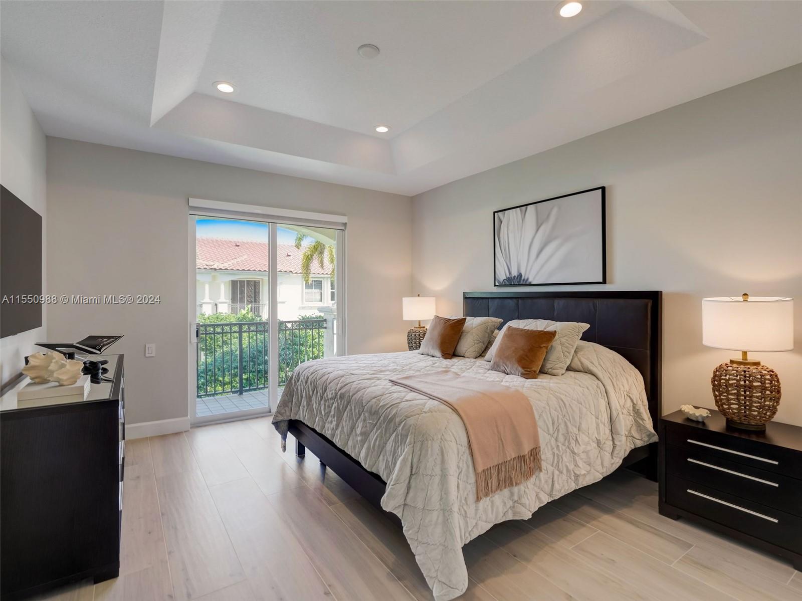 963 Harbor Vw S 963, Hollywood, Florida 33019, 3 Bedrooms Bedrooms, ,3 BathroomsBathrooms,Residential,For Sale,963 Harbor Vw S 963,A11550988