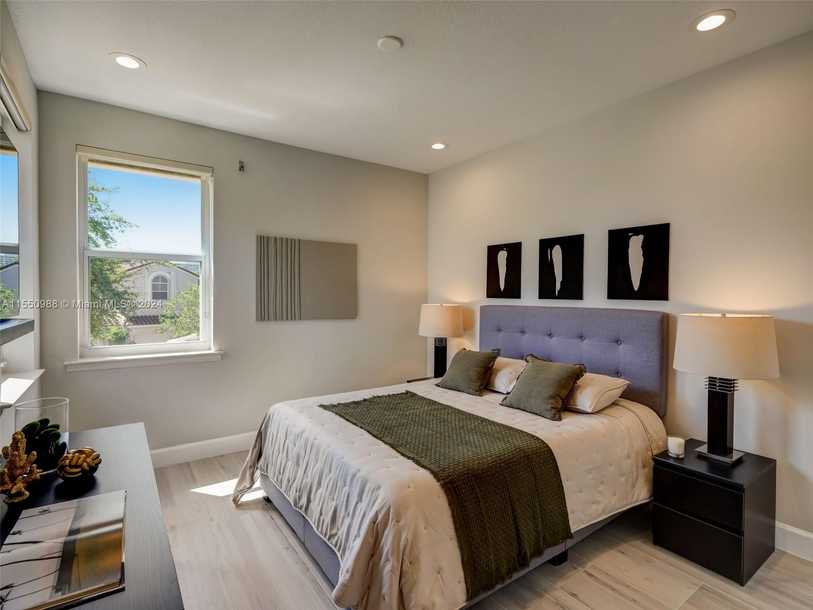 963 Harbor Vw S 963, Hollywood, Florida 33019, 3 Bedrooms Bedrooms, ,3 BathroomsBathrooms,Residential,For Sale,963 Harbor Vw S 963,A11550988