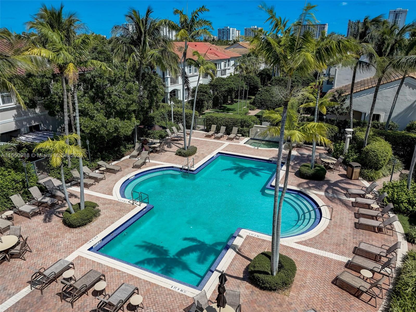 963 Harbor Vw S 963, Hollywood, Florida 33019, 3 Bedrooms Bedrooms, ,3 BathroomsBathrooms,Residential,For Sale,963 Harbor Vw S 963,A11550988