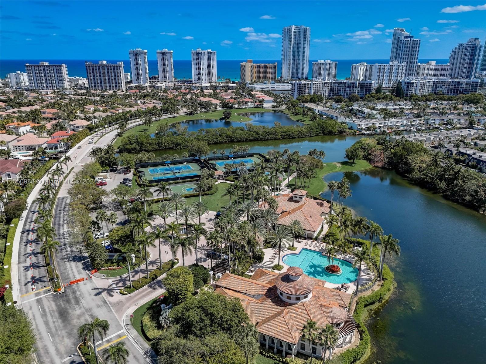 963 Harbor Vw S 963, Hollywood, Florida 33019, 3 Bedrooms Bedrooms, ,3 BathroomsBathrooms,Residential,For Sale,963 Harbor Vw S 963,A11550988