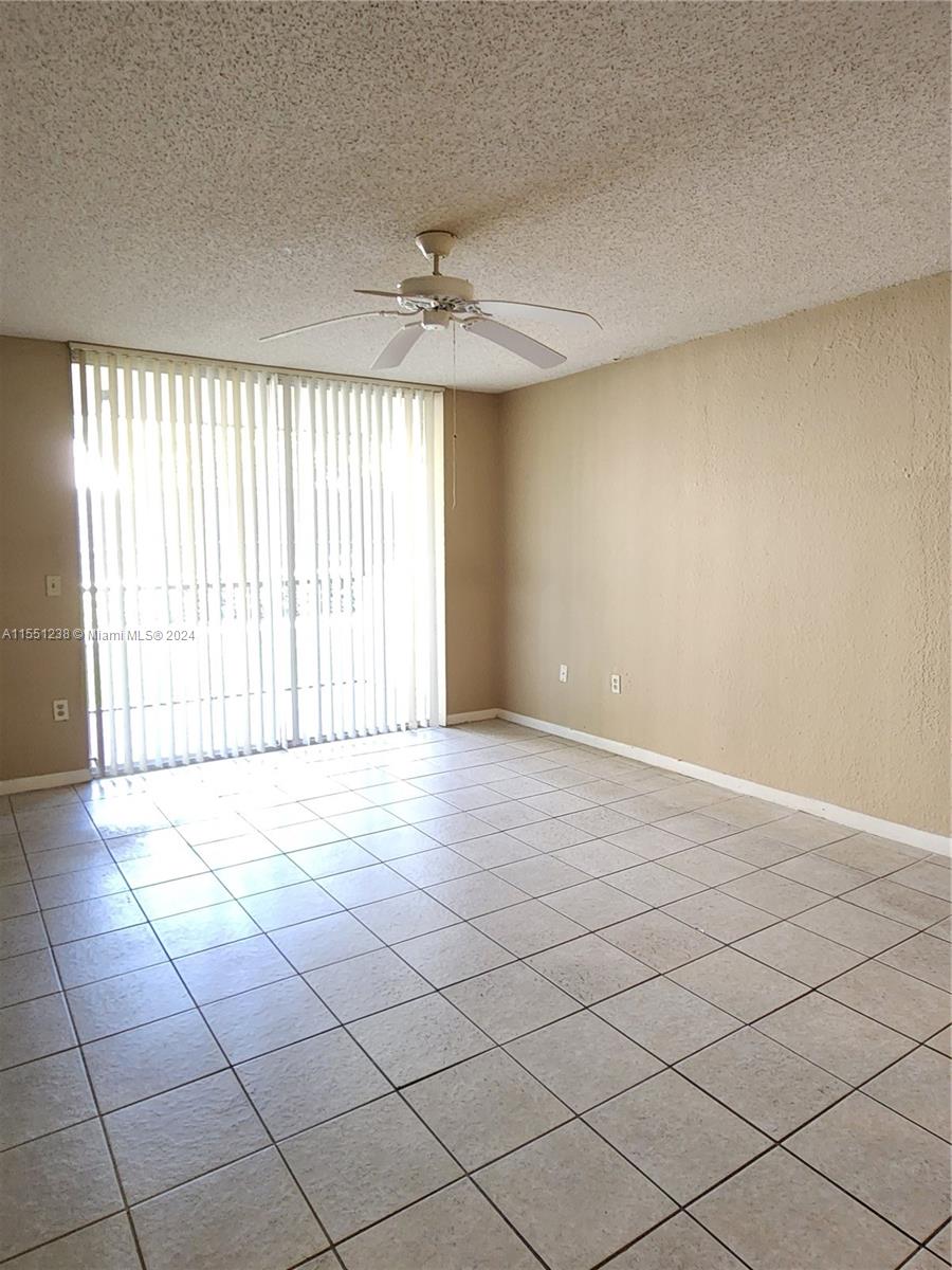 8205 Lake Dr 102, Doral, Florida 33166, 1 Bedroom Bedrooms, ,1 BathroomBathrooms,Residential,For Sale,8205 Lake Dr 102,A11551238