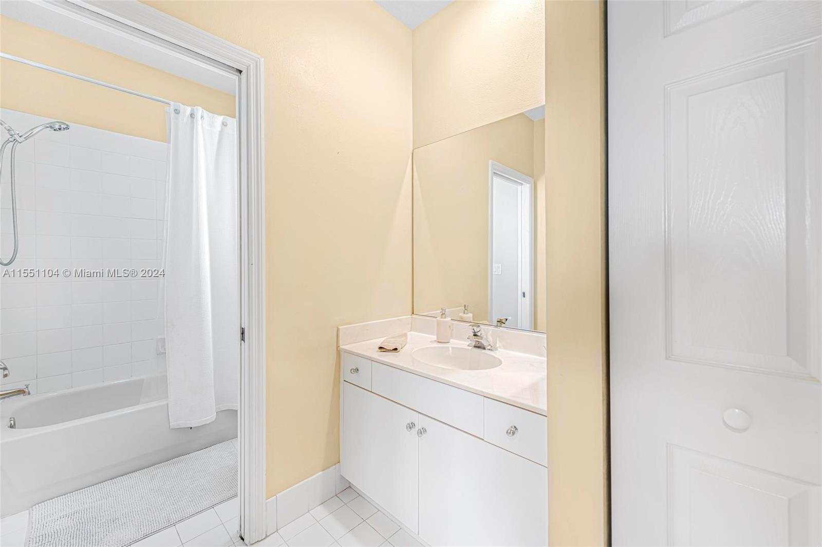 5862 120th Ter, Coral Springs, FL, 33076 United States, 3 Bedrooms Bedrooms, ,3 BathroomsBathrooms,Residential,For Sale,120th Ter,A11551104