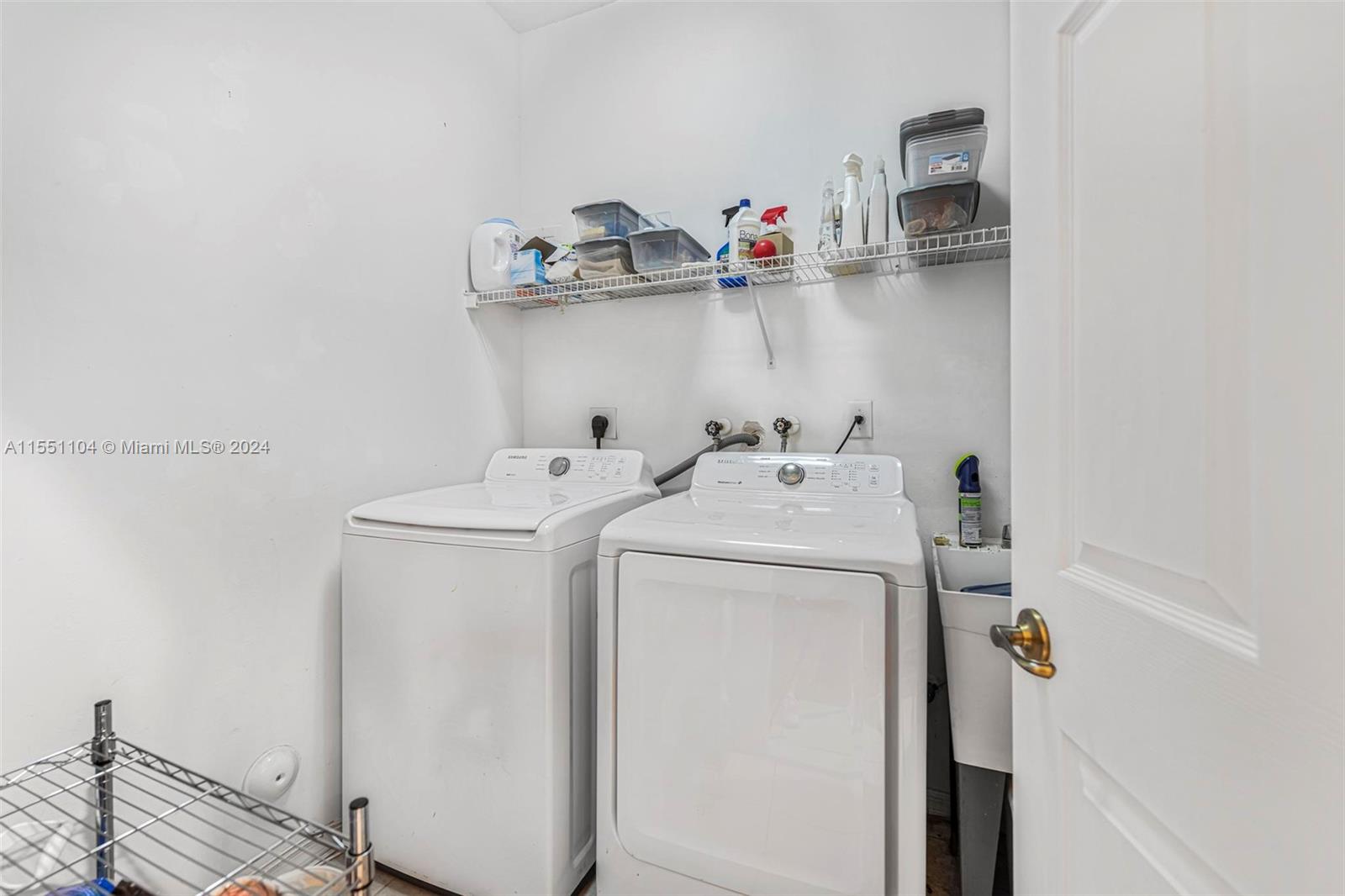 5862 120th Ter, Coral Springs, FL, 33076 United States, 3 Bedrooms Bedrooms, ,3 BathroomsBathrooms,Residential,For Sale,120th Ter,A11551104