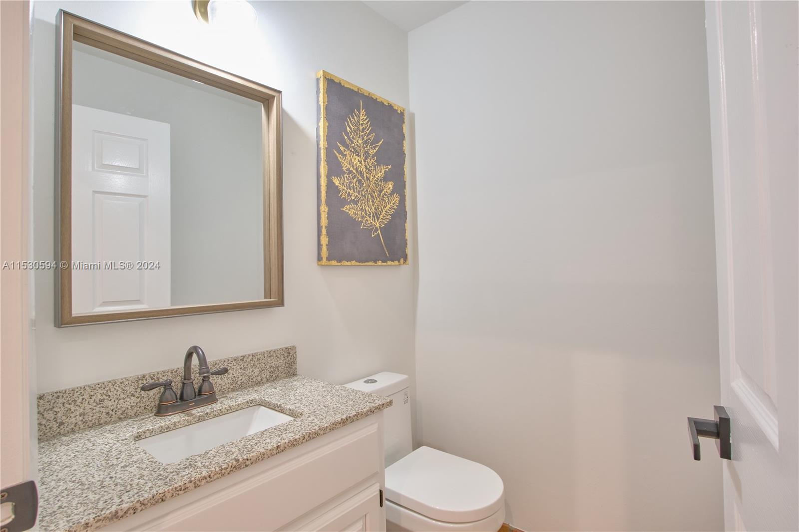 5131 201st Ter, Southwest Ranches, FL, 33332 United States, 6 Bedrooms Bedrooms, ,3 BathroomsBathrooms,Residential,For Sale,201st Ter,A11530594