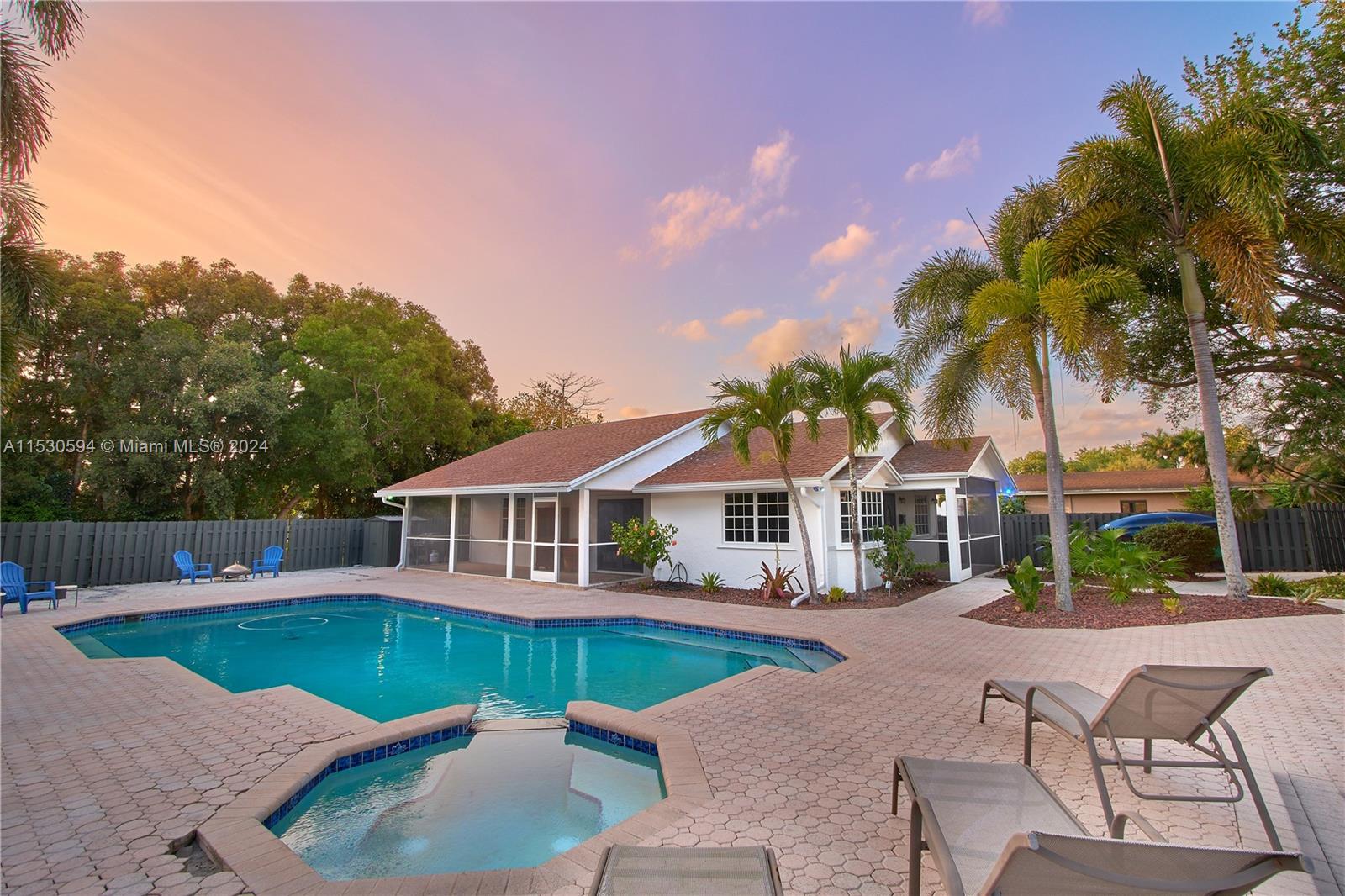 5131 201st Ter, Southwest Ranches, FL, 33332 United States, 6 Bedrooms Bedrooms, ,3 BathroomsBathrooms,Residential,For Sale,201st Ter,A11530594