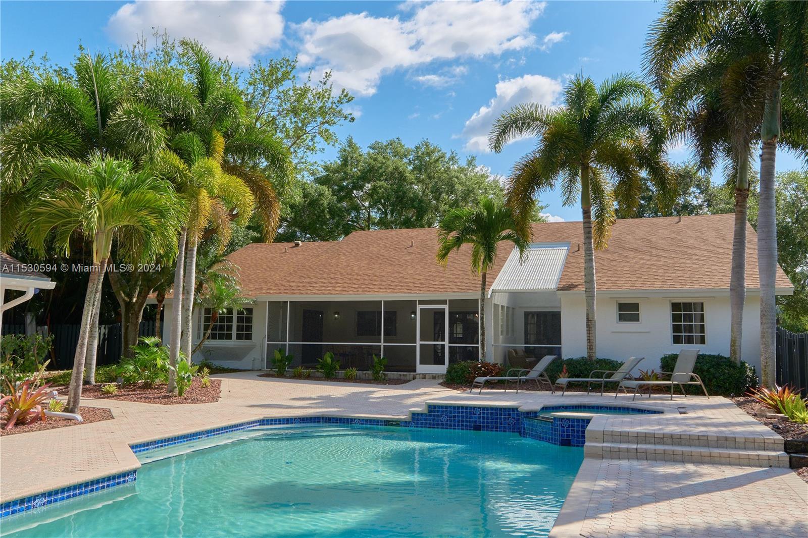 5131 201st Ter, Southwest Ranches, FL, 33332 United States, 6 Bedrooms Bedrooms, ,3 BathroomsBathrooms,Residential,For Sale,201st Ter,A11530594