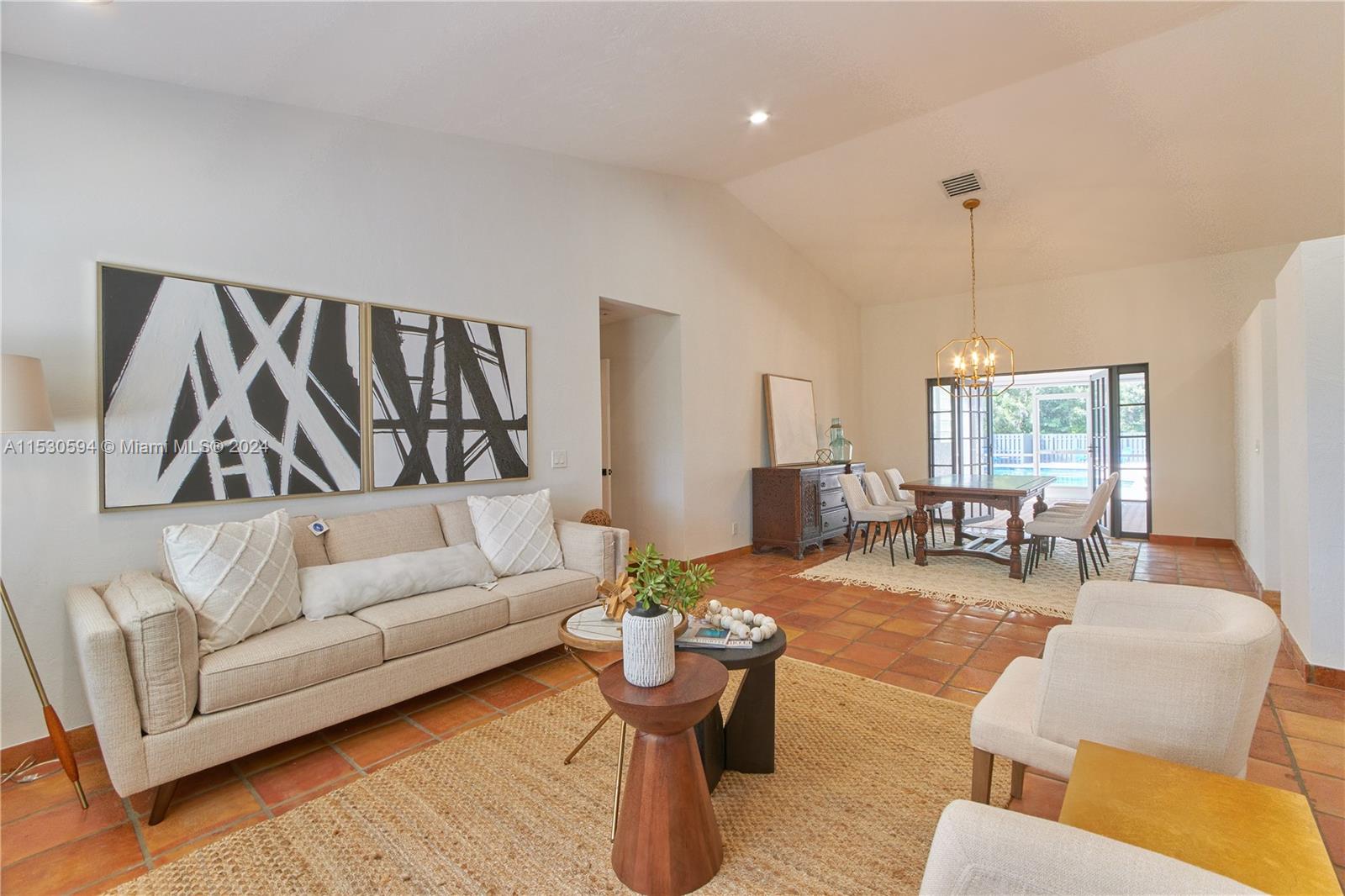 5131 201st Ter, Southwest Ranches, FL, 33332 United States, 6 Bedrooms Bedrooms, ,3 BathroomsBathrooms,Residential,For Sale,201st Ter,A11530594