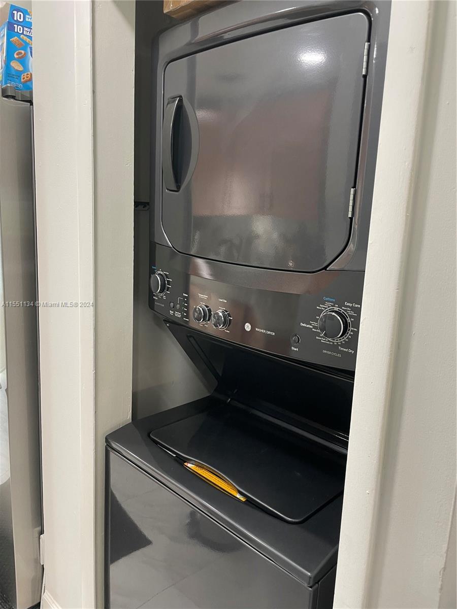 Washer / Dryer
