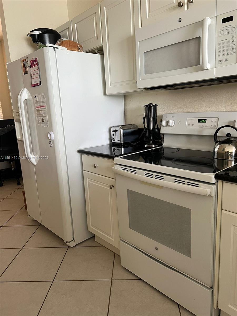 9229 227th St, Cutler Bay, FL, 33190 United States, 3 Bedrooms Bedrooms, ,2 BathroomsBathrooms,Residential,For Sale,227th St,A11551430