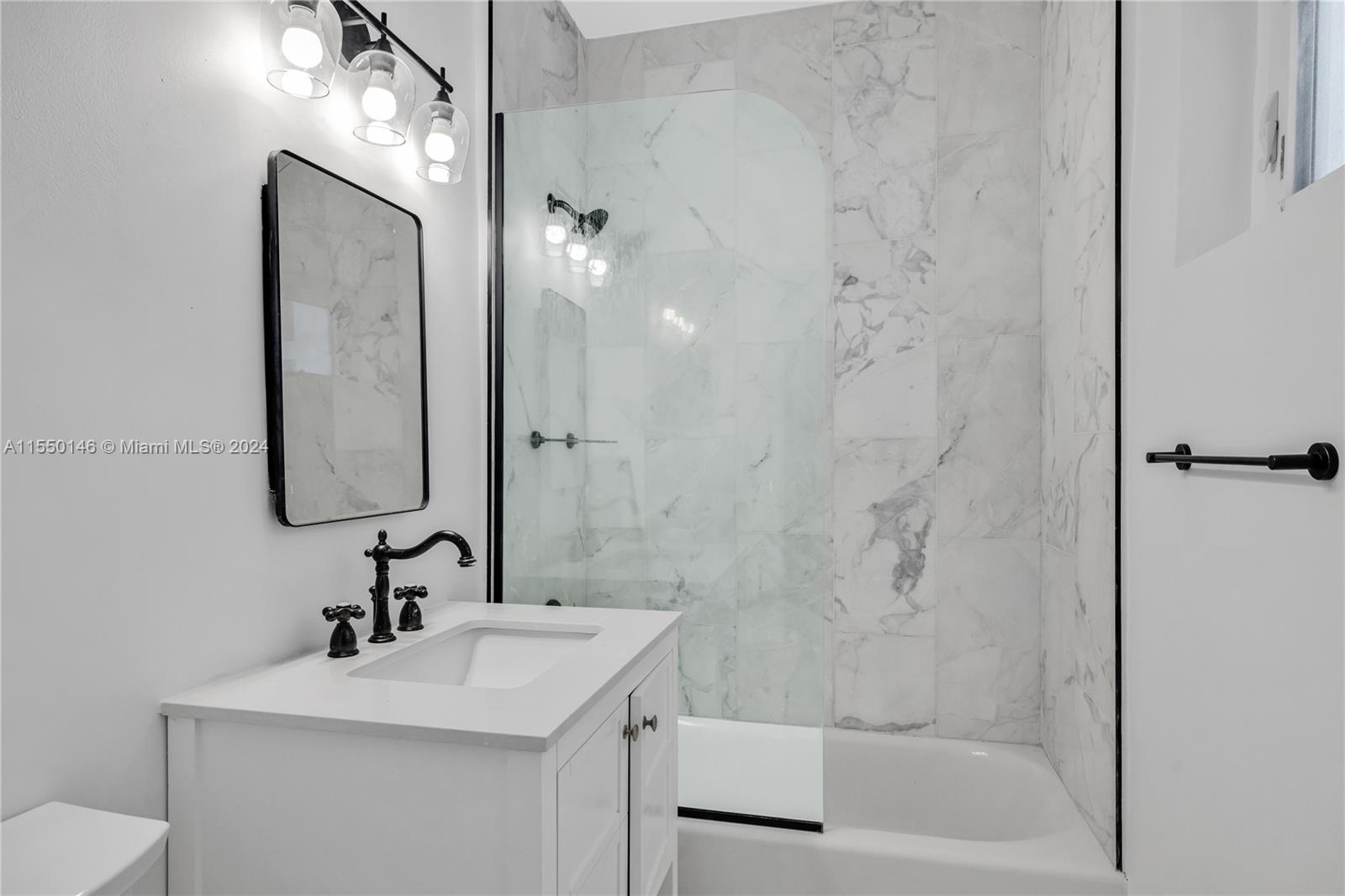 10801 9 Ave, Biscayne Park, FL, 33161 United States, 3 Bedrooms Bedrooms, ,2 BathroomsBathrooms,Residential,For Sale,9 Ave,A11550146