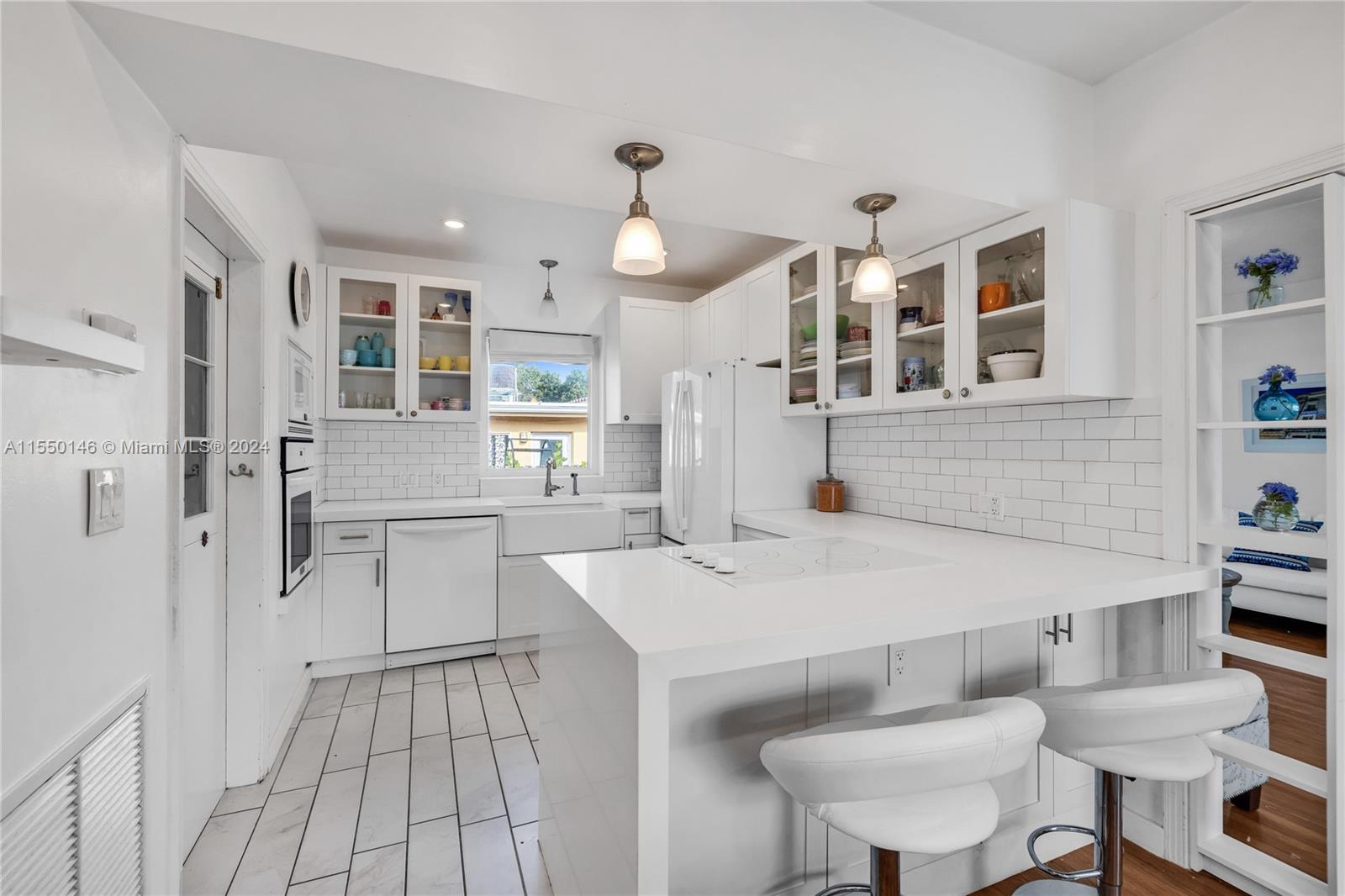 10801 9 Ave, Biscayne Park, FL, 33161 United States, 3 Bedrooms Bedrooms, ,2 BathroomsBathrooms,Residential,For Sale,9 Ave,A11550146