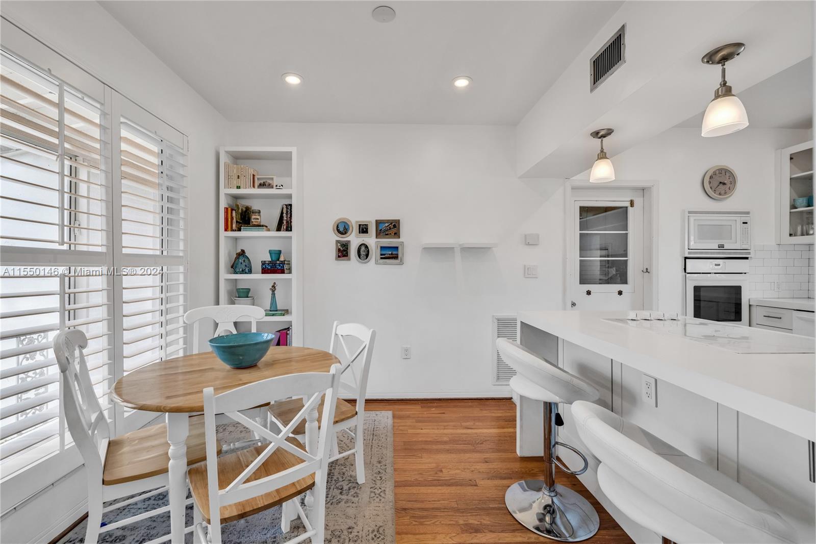 10801 9 Ave, Biscayne Park, FL, 33161 United States, 3 Bedrooms Bedrooms, ,2 BathroomsBathrooms,Residential,For Sale,9 Ave,A11550146